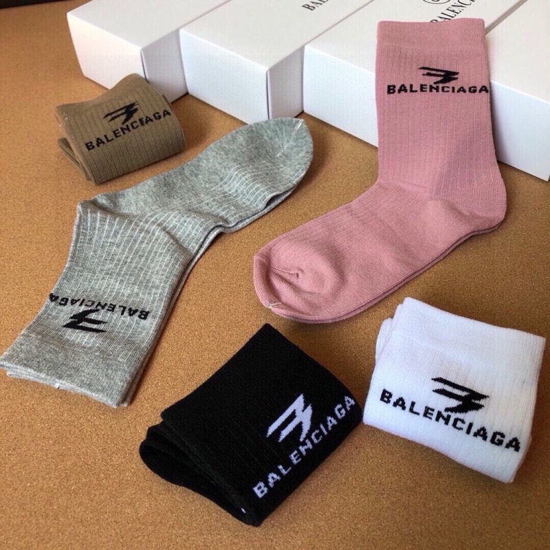 BALENCIAGA